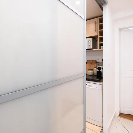 6 Guests Flat Champs Elysees 2 Bdr *