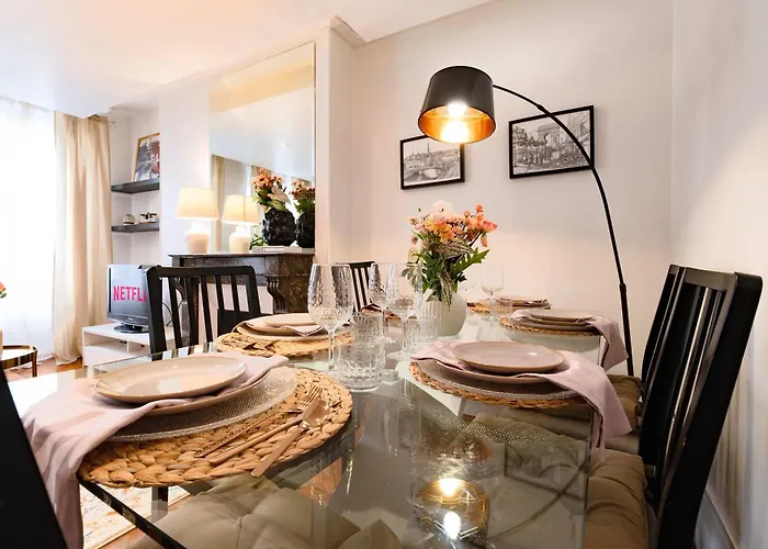 6 Guests Flat Champs Elysees 2 Bdr Париж
