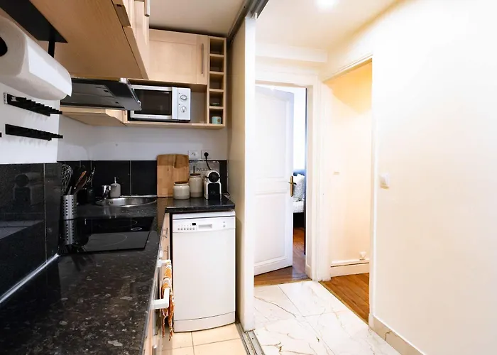 6 Guests Flat Champs Elysees 2 Bdr Lägenhet