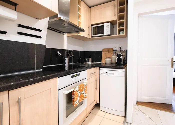 6 Guests Flat Champs Elysees 2 Bdr *