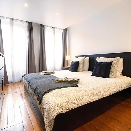 6 Guests Flat Champs Elysees 2 Bdr باريس